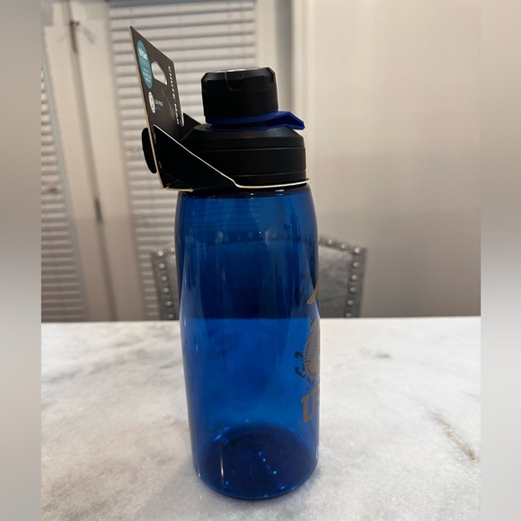 USMC CAMELBAK 33oz Leak Proof Tritan Renew Water Bottle - Picture 6 of 11